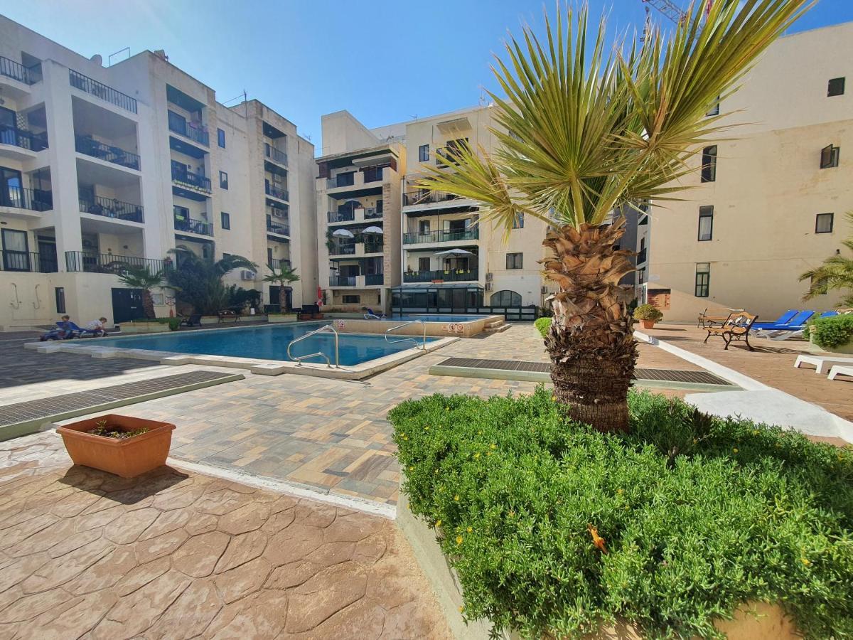 Pretty 2 Bedroom Apartment With Shared Pool Bahía de San Pablo Exterior foto