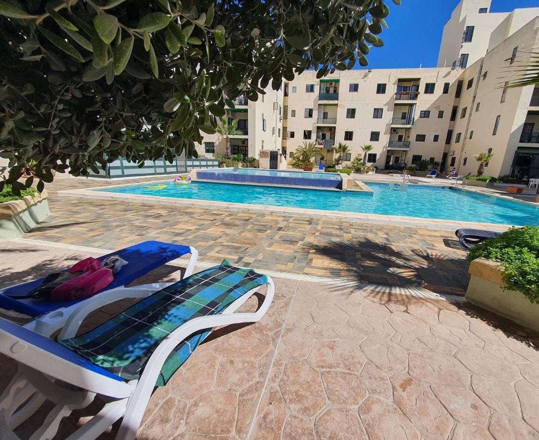 Pretty 2 Bedroom Apartment With Shared Pool Bahía de San Pablo Exterior foto
