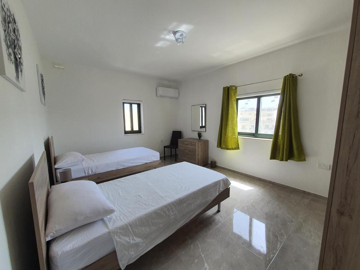 Pretty 2 Bedroom Apartment With Shared Pool Bahía de San Pablo Exterior foto